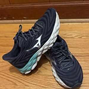 Mizuno Black and White Athletic Sneakers